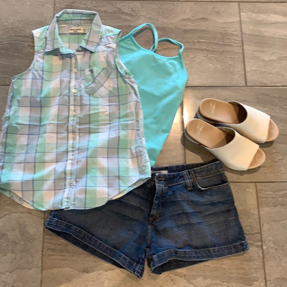 Mavi Lila Jean Shorts size 30 - Picture 2 of 8